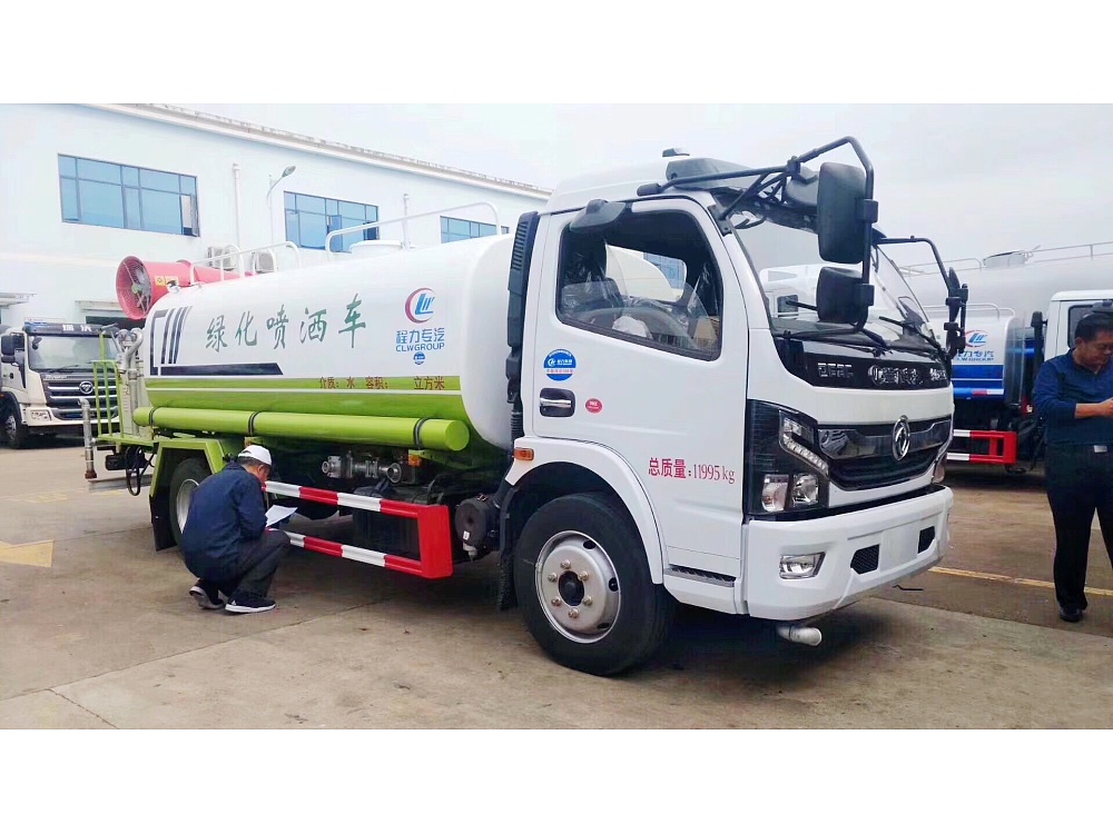 東風大多利卡霧炮灑水車國六9立方